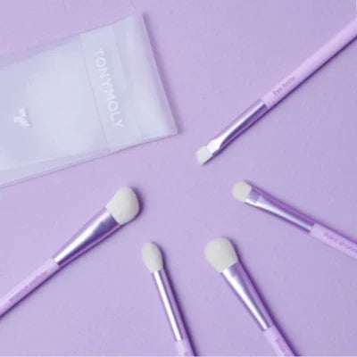 Makeup tools